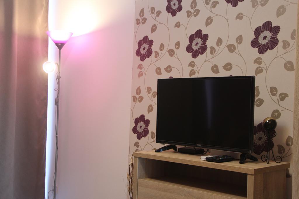 Verona Apartman Szegedin Exterior foto